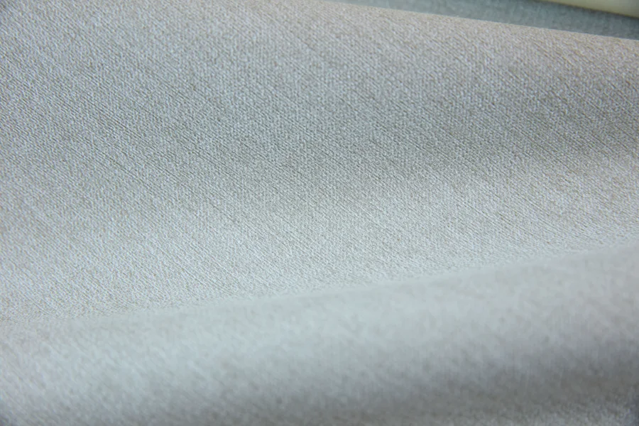 Catalogue 301 shade 301-14, Straw Cream