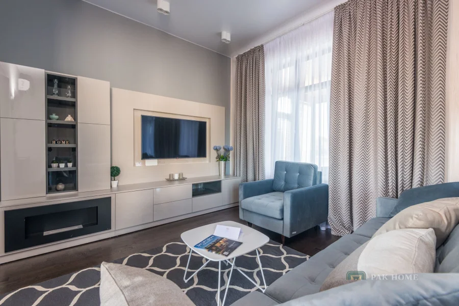 Blackout or Sheer? A Straight Answer for UAE Homes