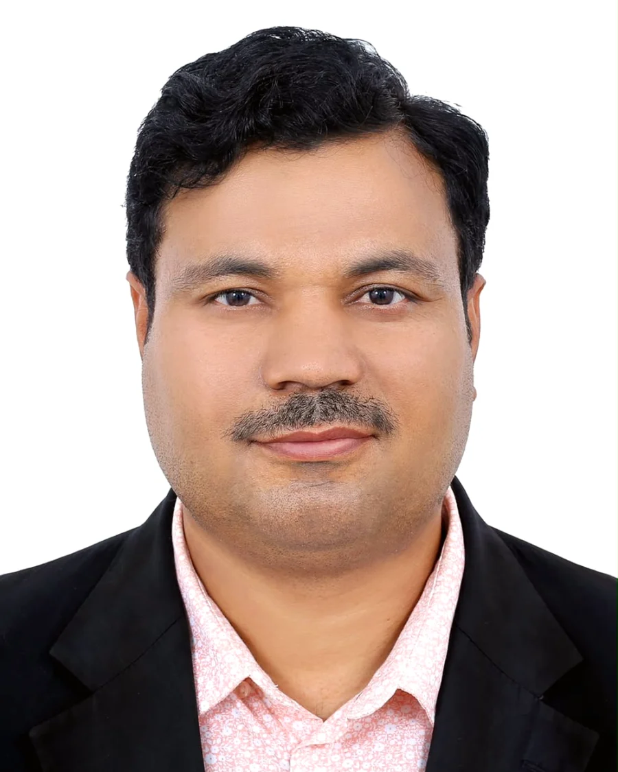 Tufail, Warehouse Supervisor at Pak Home